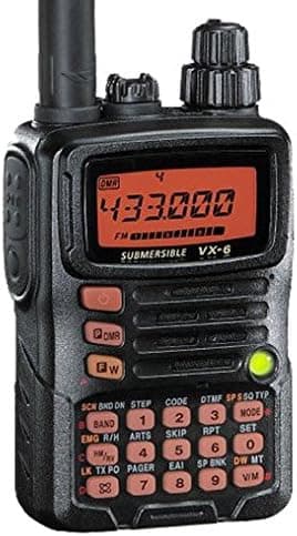 Yaesu VX-6R 3